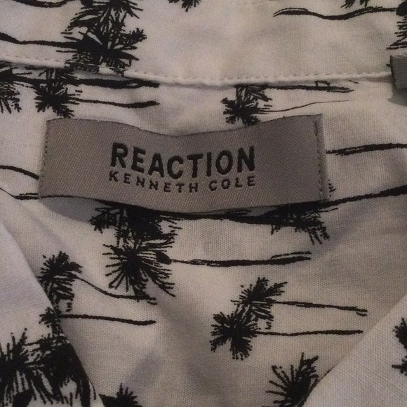 MENS floral short sleeve BUTTON DOWN , medium - Picture 6 of 6